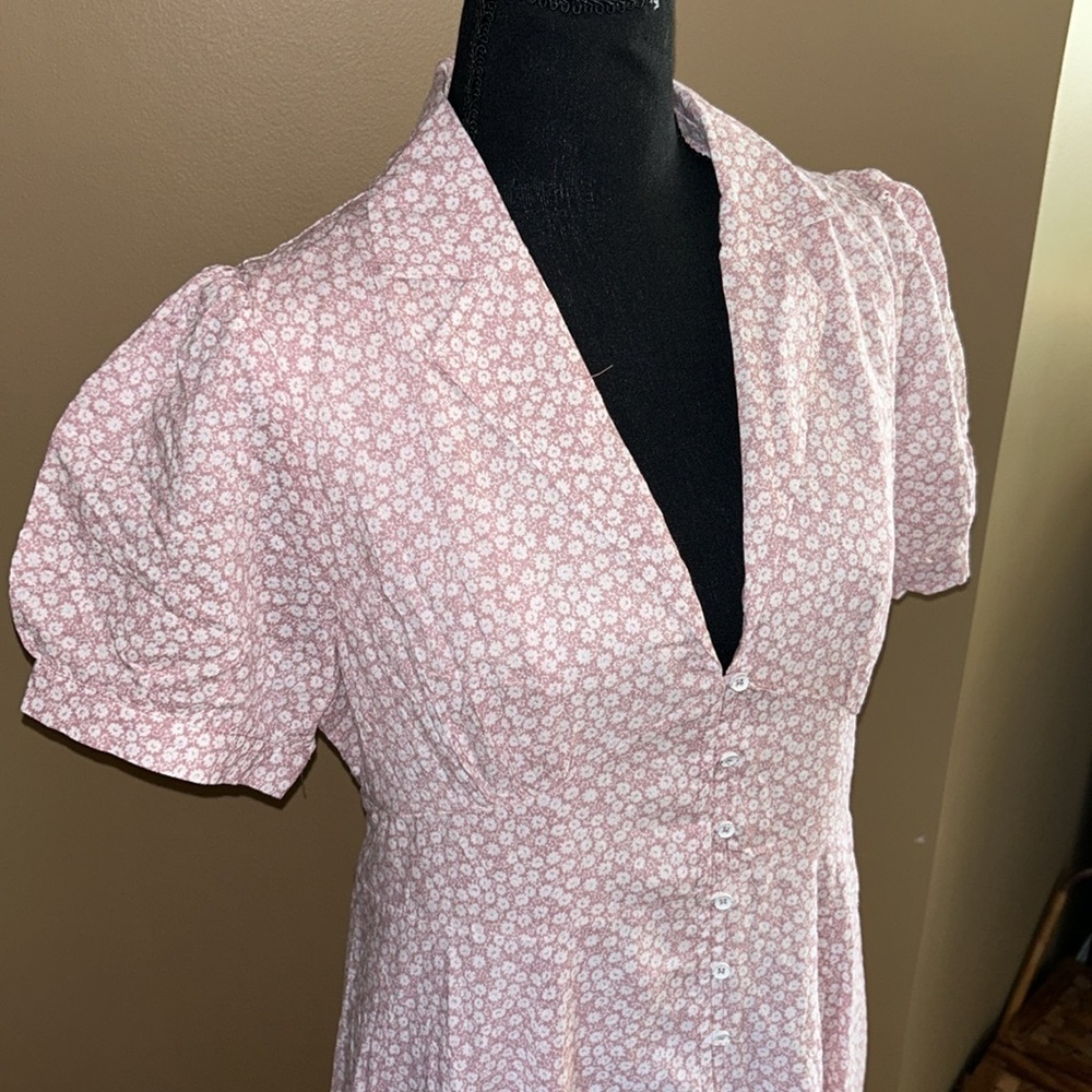 EUC In Loom Soft Pink & White Lined Elise Collared Floral Dress Balloon Sleeve L - Picture 2 of 9